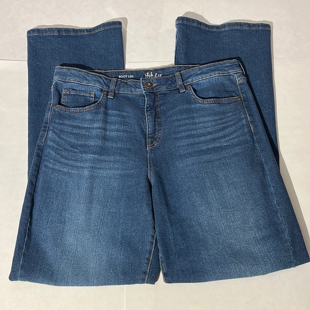 Style & Co boot cut denim jeans medium wash distressed sz 14 Macy's